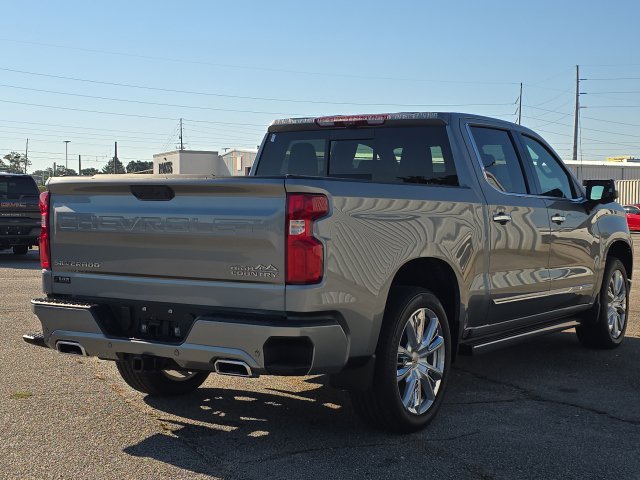 Used 2026 Chevrolet Silverado 1500 High Country w/ High Country Premium Package AWD/4WD image 5