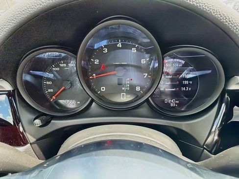 Used 2019 Porsche Macan AWD/4WD image 39
