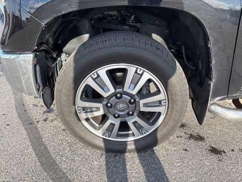 Used 2020 Toyota Tundra 1794 Edition image 14