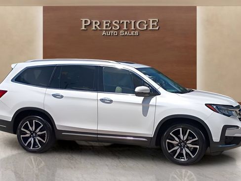 Used 2021 Honda Pilot Touring image 12