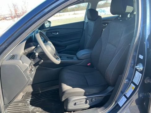 Used 2024 Honda Accord EX image 8