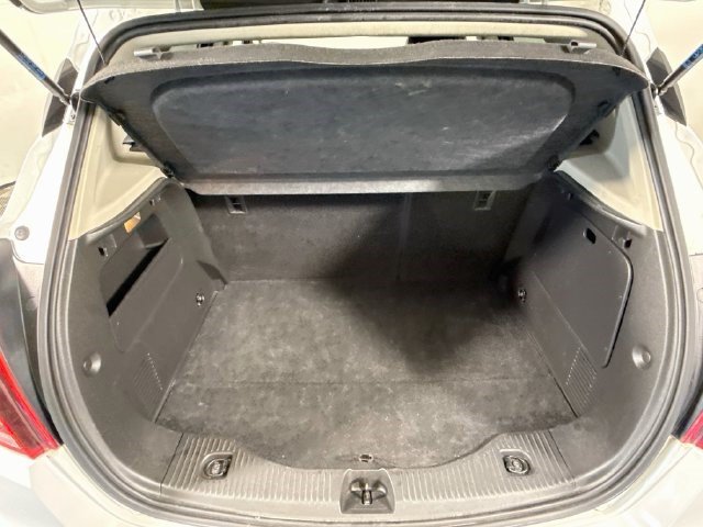 Used 2020 Buick Encore Preferred FWD image 34