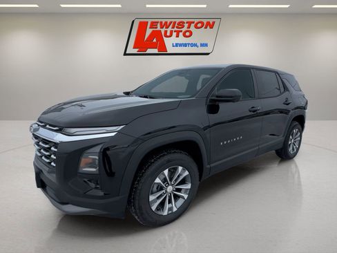 New 2026 Chevrolet Equinox LT image 1