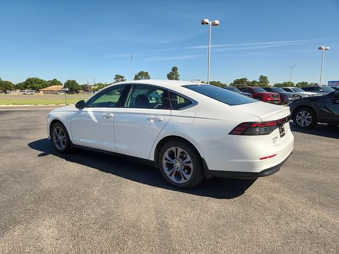 Used 2024 Honda Accord EX image 4