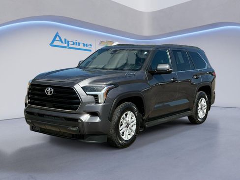 Used 2025 Toyota Sequoia SR5 AWD/4WD image 1