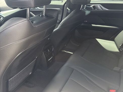 Used 2023 BMW i4 eDrive40 RWD image 6