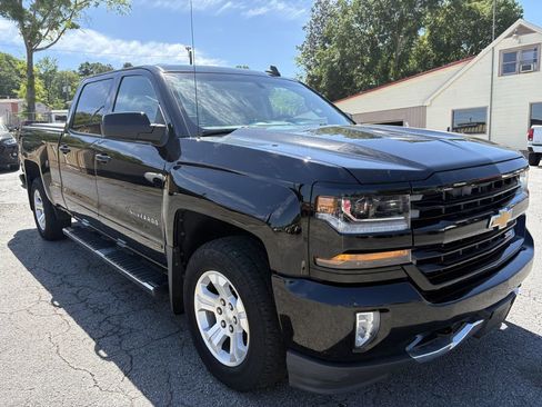 Used 2017 Chevrolet Silverado 1500 LT w/ All Star Edition image 8