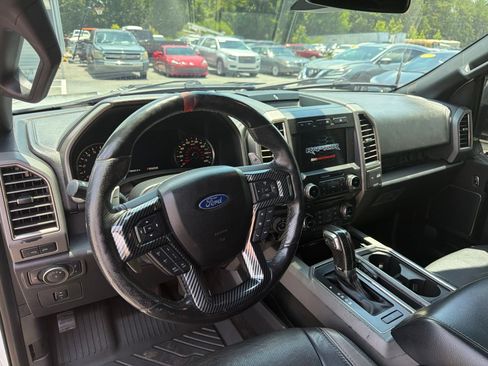 Used 2018 Ford F150 Raptor w/ Equipment Group 802A Luxury AWD/4WD image 8