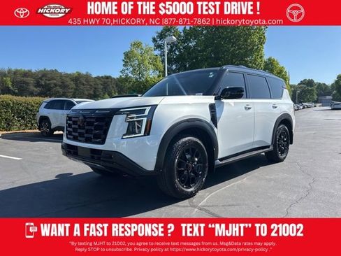 Used 2025 Nissan Armada PRO-4X image 1