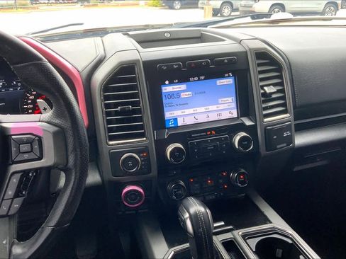 Used 2018 Ford F150 Raptor w/ Equipment Group 802A Luxury image 6