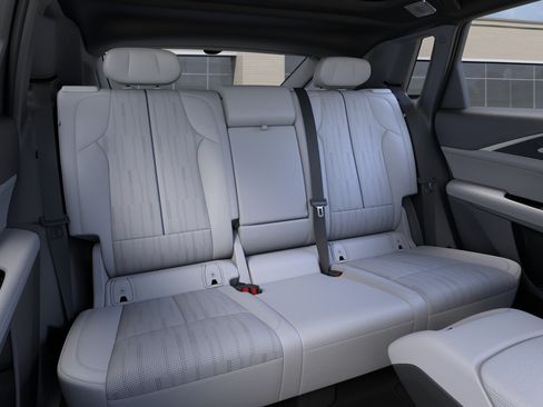 New 2026 Cadillac Lyriq Premium Luxury RWD image 17