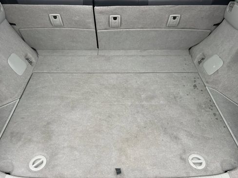 Used 2014 Toyota Prius Five image 15