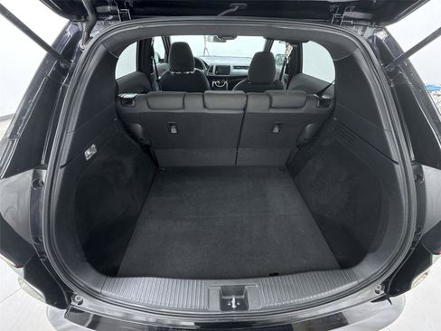 Used 2021 Honda HR-V Sport image 29