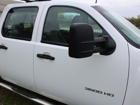 Used 2014 Chevrolet Silverado 3500 W/T image 7