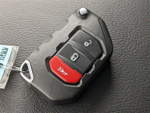 New 2025 Jeep Gladiator Sport image 28