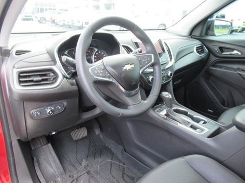 Used 2020 Chevrolet Equinox Premier AWD/4WD image 18