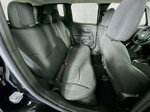 Used 2022 Jeep Renegade Latitude image 36