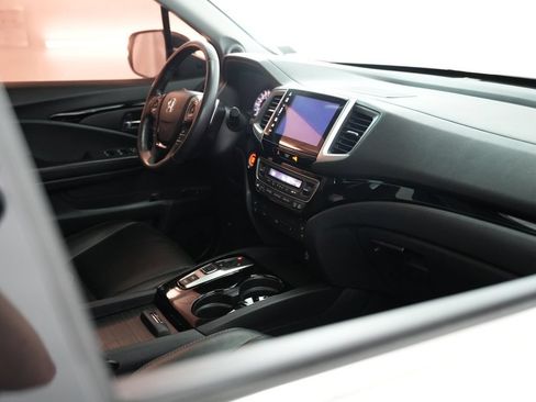 Used 2018 Honda Pilot Elite image 57