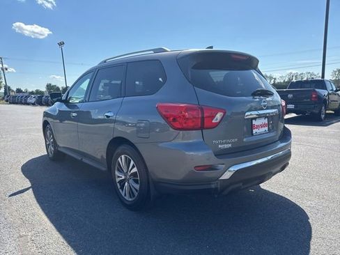 Used 2019 Nissan Pathfinder SV FWD image 11