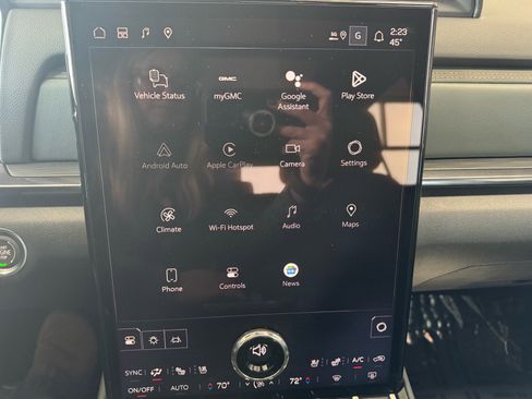 New 2026 GMC Terrain AT4 w/ Convenience Package III image 22