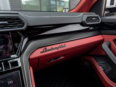 Used 2024 Lamborghini Urus S image 30