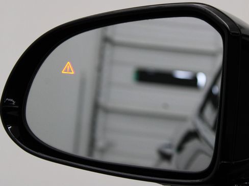 Used 2023 Hyundai Santa Fe SEL image 14