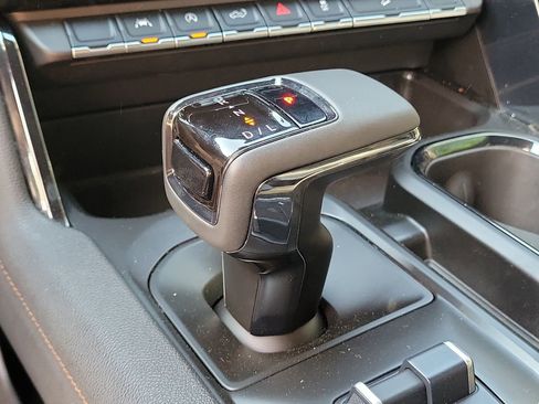 Used 2022 GMC Sierra 1500 AT4 w/ AT4 Preferred Package AWD/4WD image 31