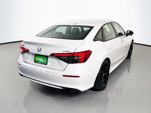 Used 2023 Honda Civic Sport image 10