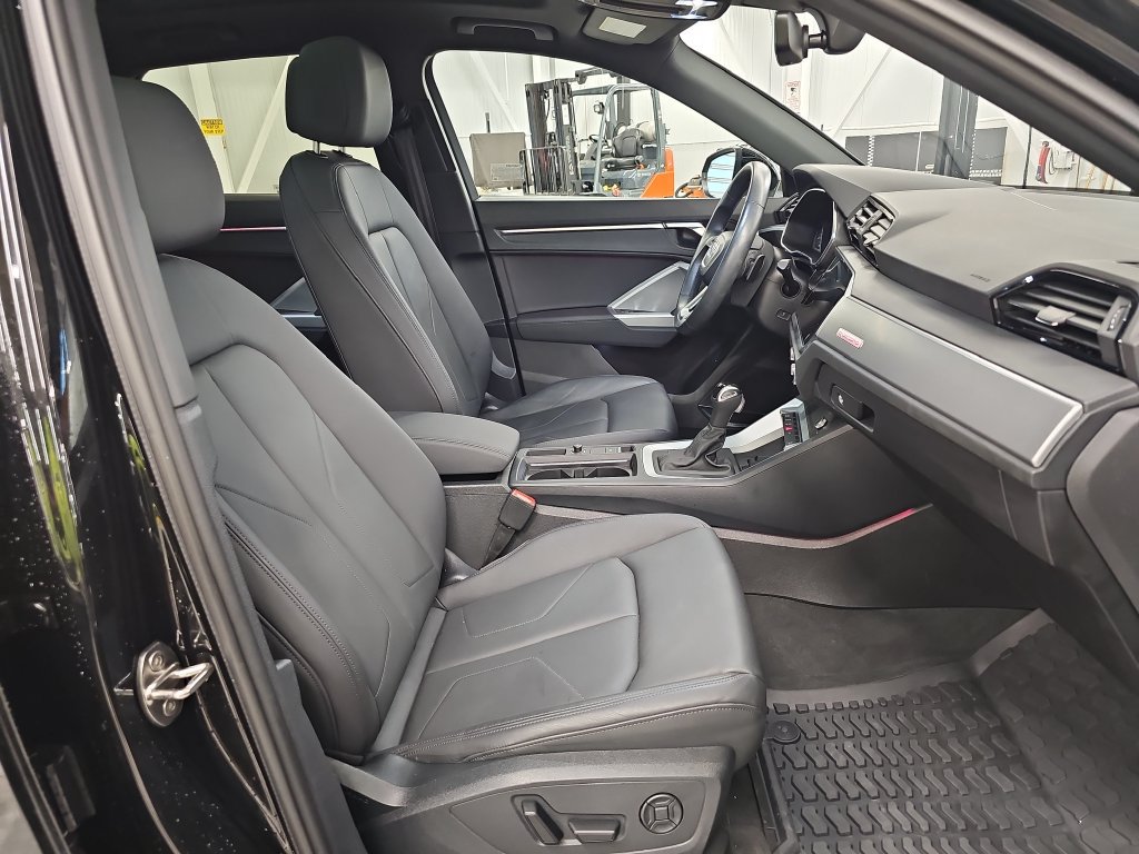 Used 2021 Audi Q3 2.0T Premium Plus AWD/4WD image 10