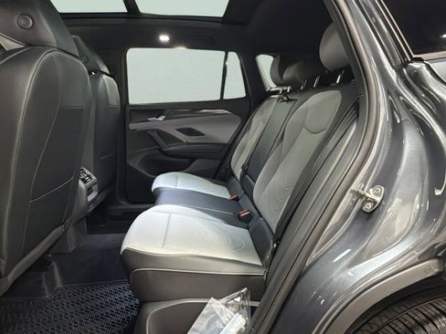 New 2026 Volkswagen Tiguan SE R-Line image 29