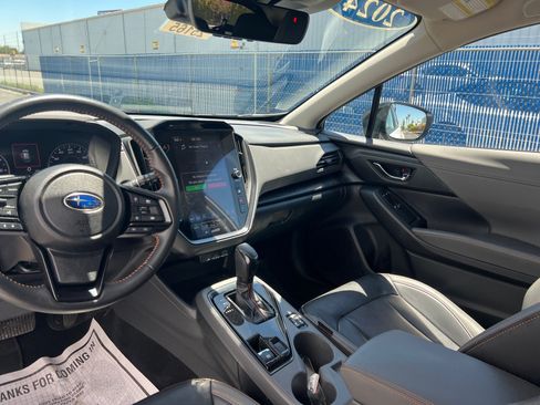 Certified 2024 Subaru Crosstrek 2.5i Limited w/ Crosstrek Mirror Package AWD/4WD image 17