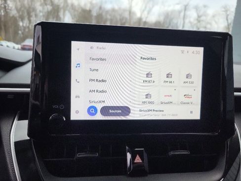 Used 2023 Toyota Corolla LE image 12