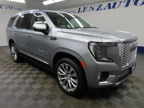 Used 2024 GMC Yukon Denali image 3