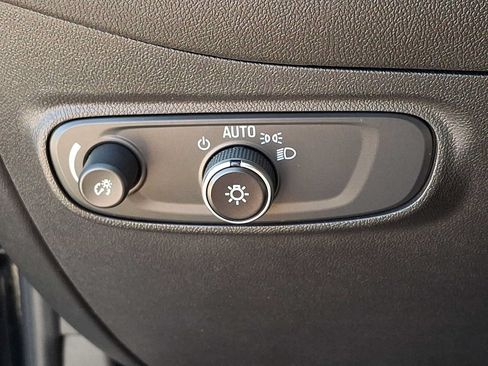 Used 2023 Chevrolet Equinox LT w/ LPO, Floor Liner Package FWD image 24