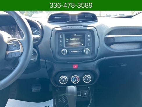 Used 2017 Jeep Renegade Sport w/ Power & Air Group image 18