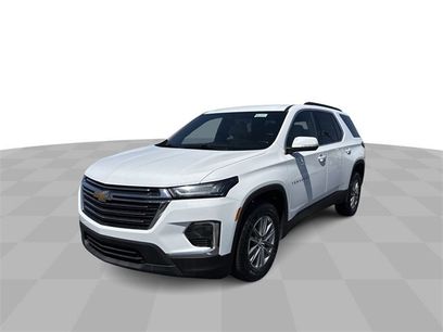 Used 2022 Chevrolet Traverse LT
