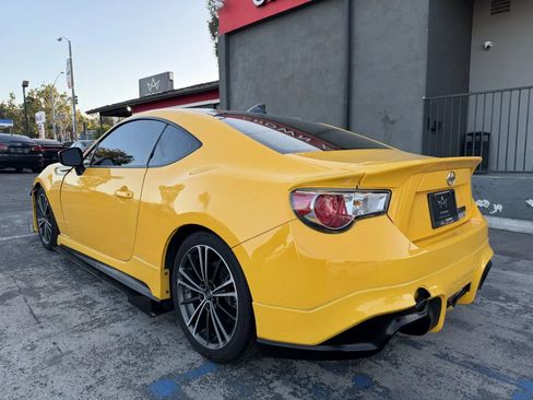 Used 2015 Scion FR-S Release Series 1.0 RWD image 5