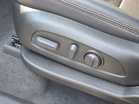 Used 2023 Chevrolet Traverse High Country image 26