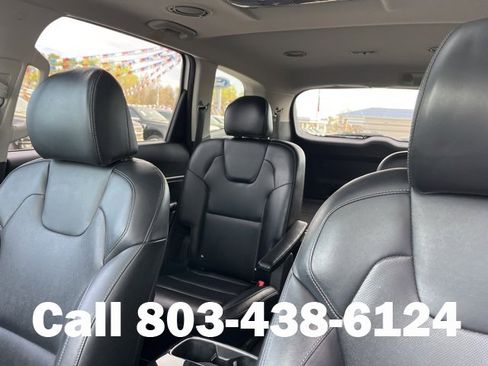 Used 2022 Kia Telluride S image 19