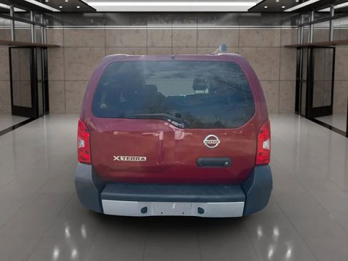 Used 2011 Nissan Xterra X image 5