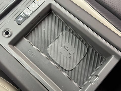 Used 2024 Kia EV9 GT-Line image 34