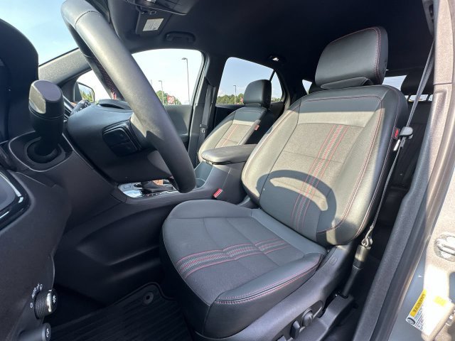 Certified 2023 Chevrolet Equinox RS FWD image 18