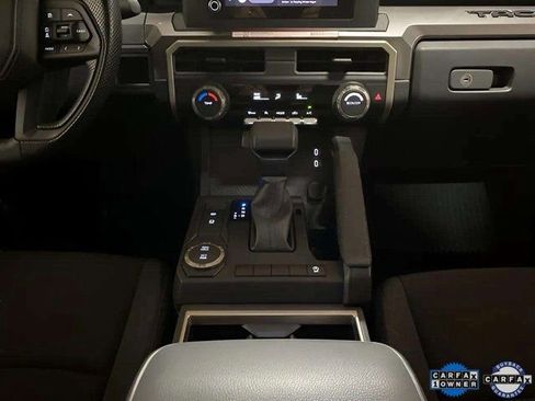 Used 2025 Toyota Tacoma SR5 image 10