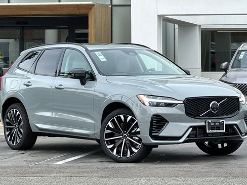 New 2026 Volvo XC60 T8 Ultra w/ Climate Package image 2