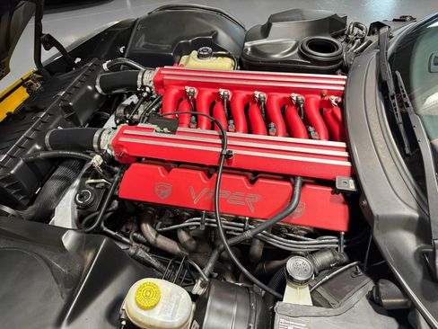 Used 2002 Dodge Viper GTS RWD image 28