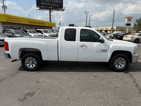 Used 2012 Chevrolet Silverado 1500 LT RWD image 2