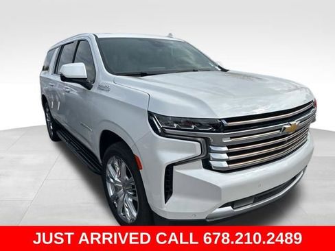 Used 2024 Chevrolet Suburban High Country w/ Advanced Technology Package AWD/4WD image 1