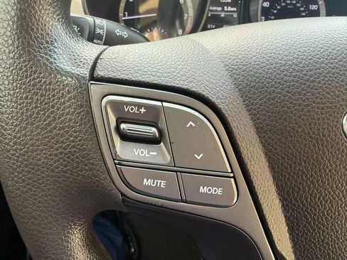 Used 2017 Hyundai Santa Fe Sport image 13