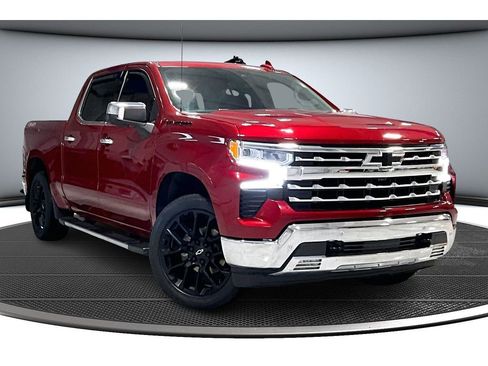 Used 2022 Chevrolet Silverado 1500 LTZ w/ LTZ Premium Package image 2