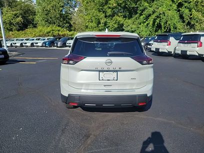 New 2026 Nissan Rogue SV